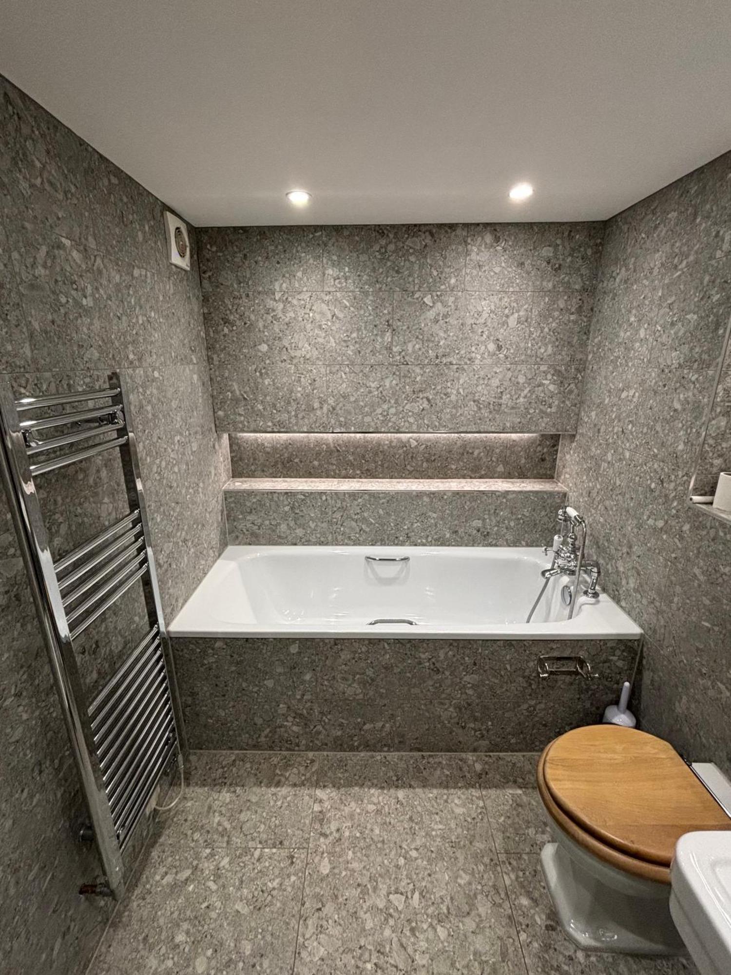 Hotel The Windsor Town House Bath Zewnętrze zdjęcie A bathtub